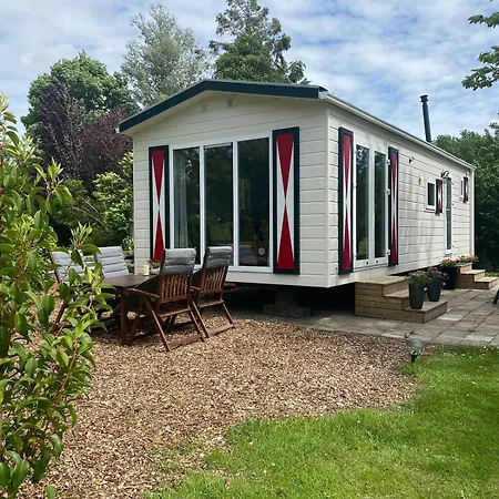 Gezellig Chalet In De Boomgaard 2 Tot 4 Personen Chalet Enkhuizen