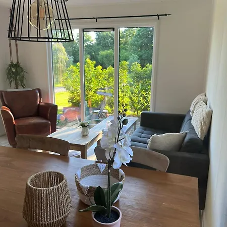 Gezellig Chalet In De Boomgaard 2 Tot 4 Personen *