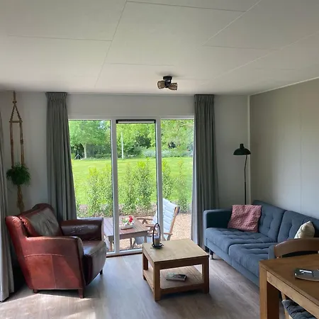 Chalet Gezellig Chalet In De Boomgaard 2 Tot 4 Personen Enkhuizen